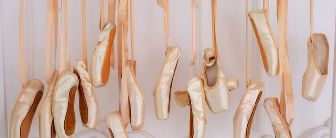 who invented pointe shoes